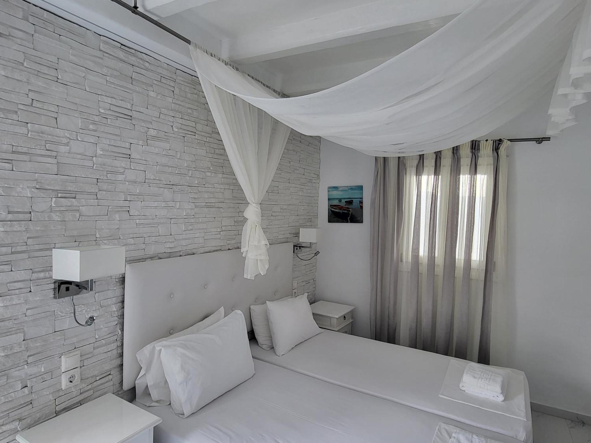 Hotel Casa Bianca à Ornos  Extérieur photo